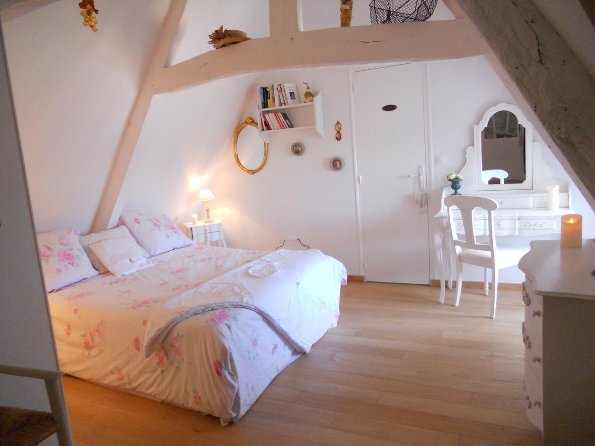 Lamaison Du Phare Honfleur Chambres D'Hotes Et Jacuzzi Prive Kültér fotó
